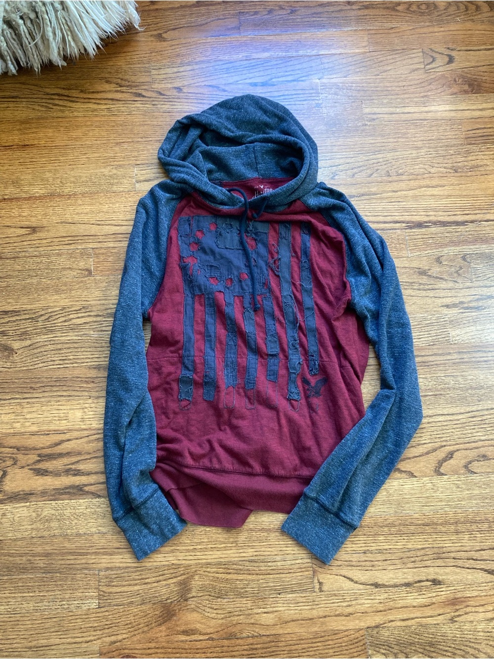 American eagle lightweight vintage hoodie